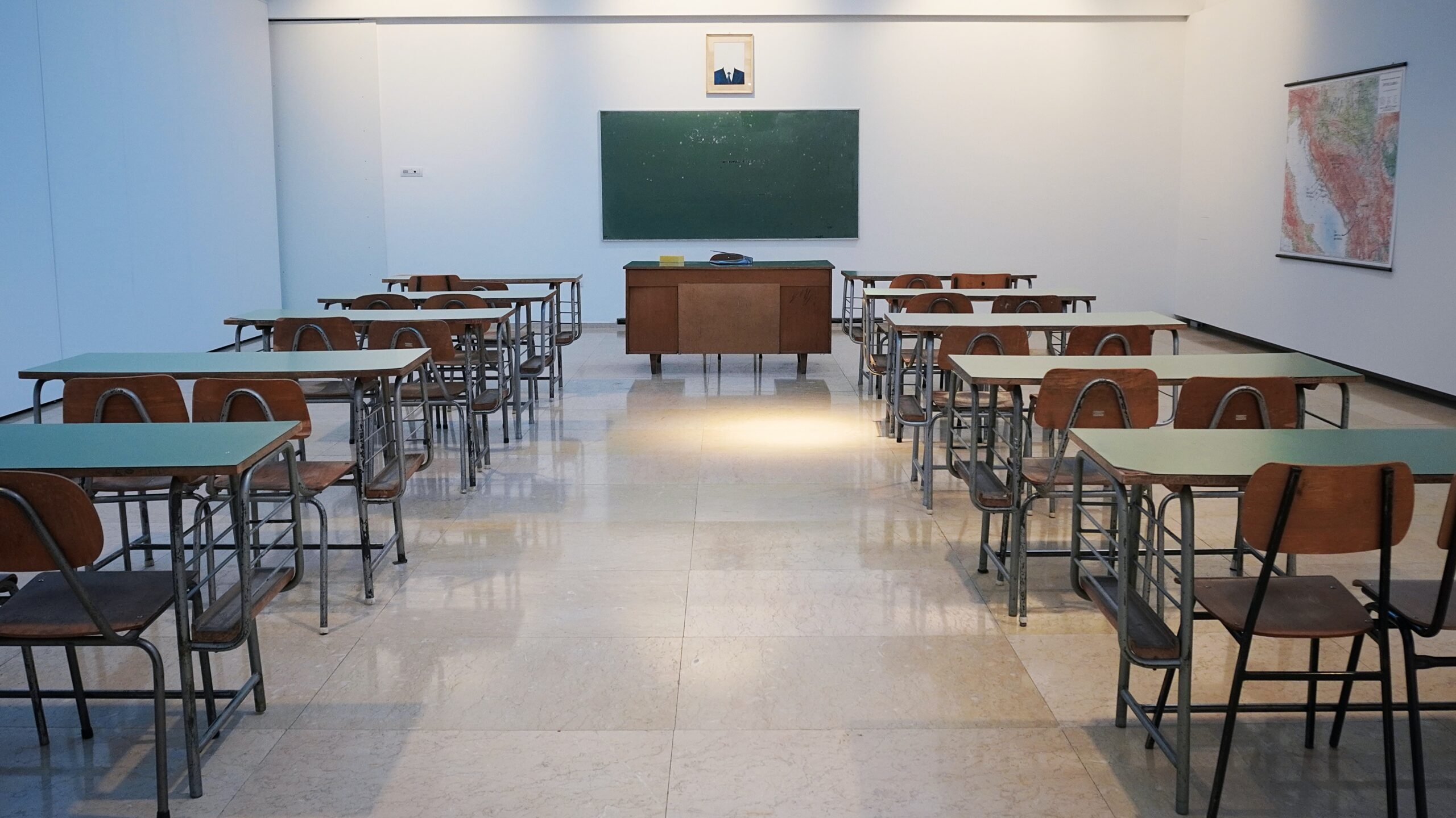 empty classroom w/desk